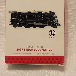 Hallmark Lionel Trains 2037 Steam Locomotive Ornament - Black, Red